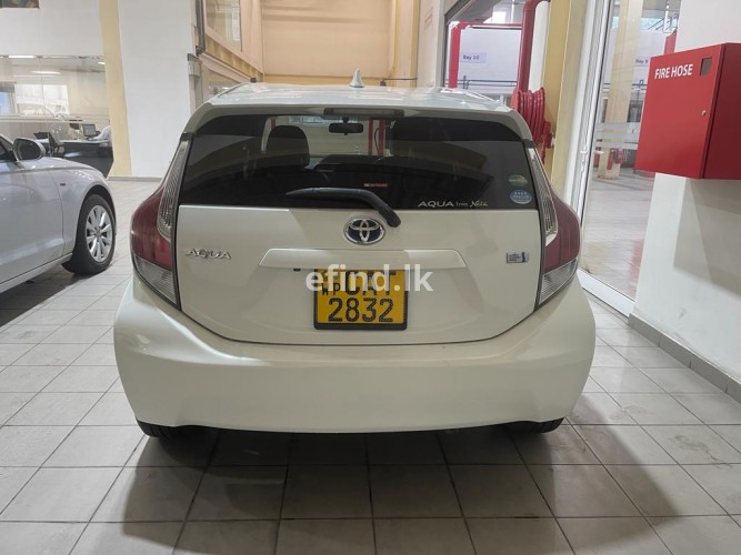 Toyota Aqua 2015 for sale in Mirigama Sri Lanka | efind.lk