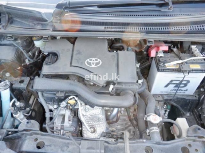 Toyota Vitz F 2017 Safety for sale in Gampaha Sri Lanka | efind.lk